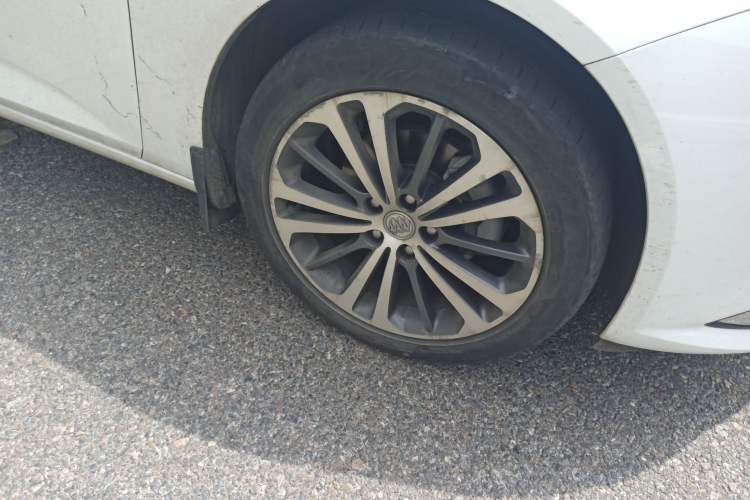 Used Buick Regal 2019 28T Luxury Edition China VI Right Front Wheel Hub