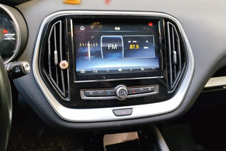 Used JETOUR X70 2018 1.5T Automatic YueXing Edition
