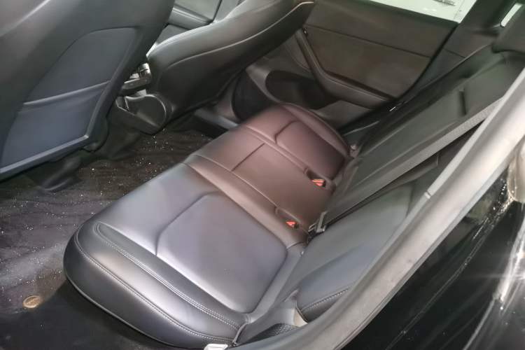 Used Tesla Model Y 2022 Rear-Wheel-Drive Version
