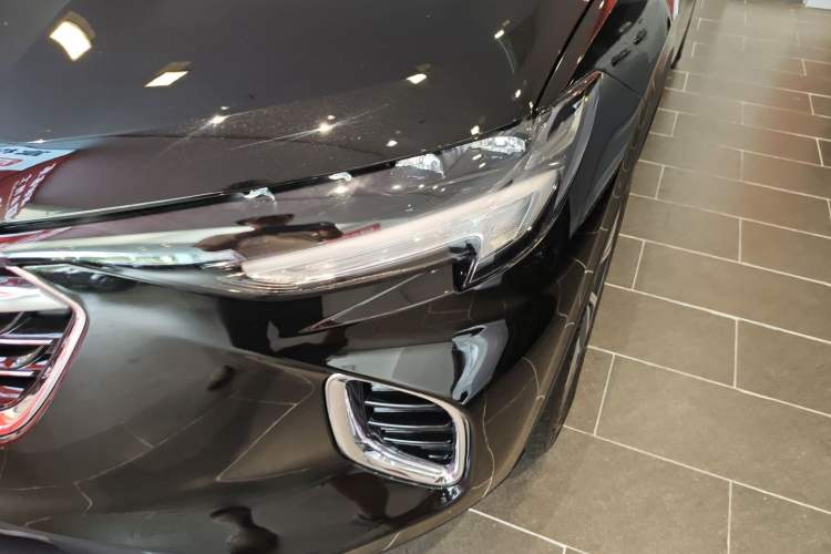 Used Buick Envision 2022 Facelift Encore S 552T Two-Wheel-Drive Luxury Model Left Front Headlight