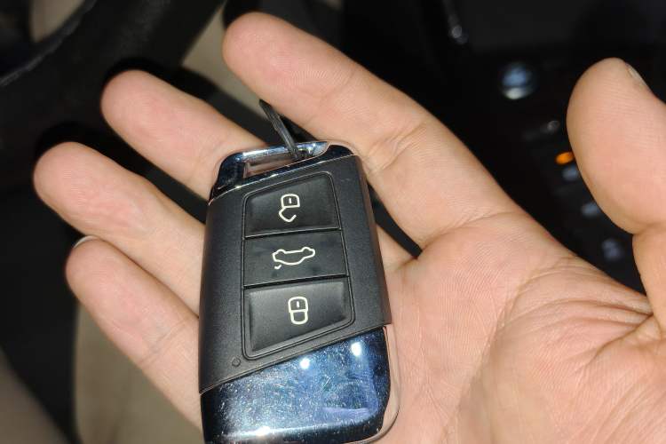 Used Volkswagen Passat 2020 330TSI Luxury Edition China VI