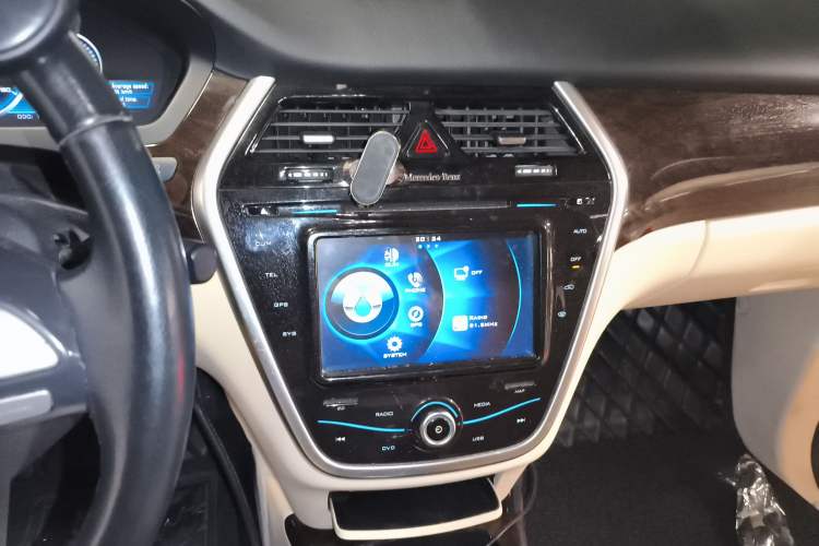 Used Denza Denza 2017 Honor Edition
