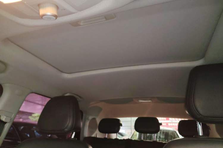 Used MG GS 2015 1.5TGI TST Luxury Edition Headliner