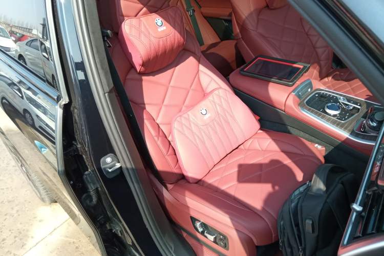 Used BMW X5 2023 xDrive 40Li M Sport Night Edition Package