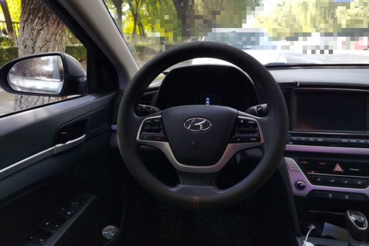 Used Hyundai Elantra (6th Generation / Lingdong) 2016 1.6L Automatic ZhiXuan – Elite Version Steering Wheel