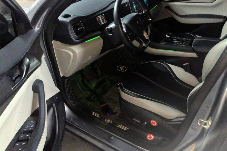 Used BYD Qin PLUS 2021 DM-i 120KM Flagship Model