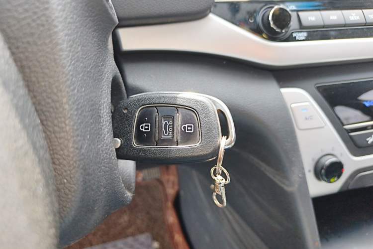 Used Hyundai Elantra (6th Generation / Lingdong) 2016 1.6L Automatic ZhiXuan – Elite Version Vehicle Key