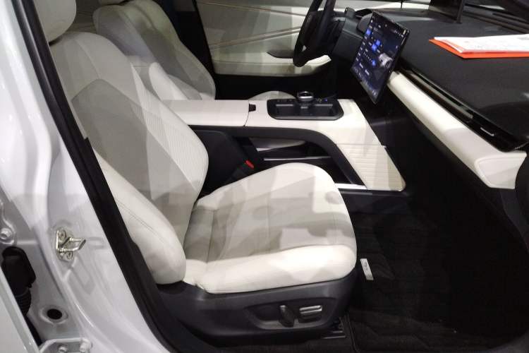 Used Toyota bZ5 2025 Model 550 PRO Smart Driving Edition