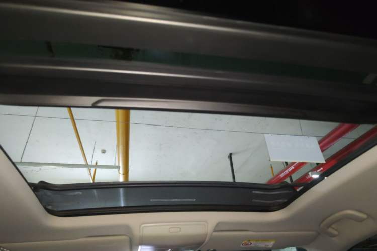 Used Volkswagen Tiguan L 2017 380TSI Automatic All-Wheel-Drive Luxury Edition
