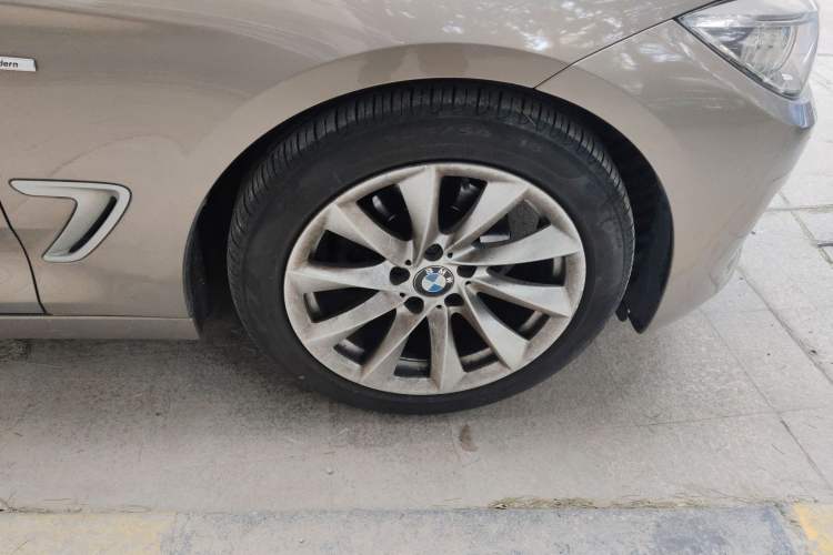 Used BMW 3 Series GT 2013 320i Sport Design Package
