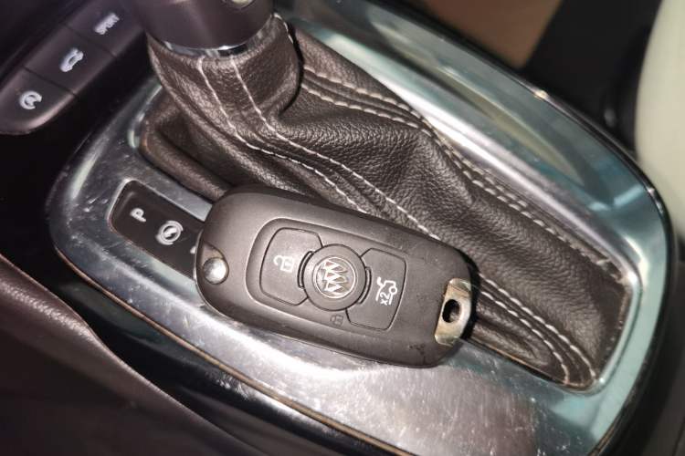 Used Buick Excelle 2020 15N CVT Elite Edition Interior 1