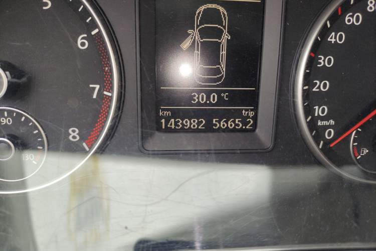 Used Volkswagen Sagitar 2011 1.4 TSI Automatic Tech Model
