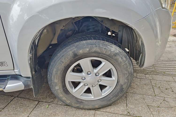 Used Isuzu JLM 