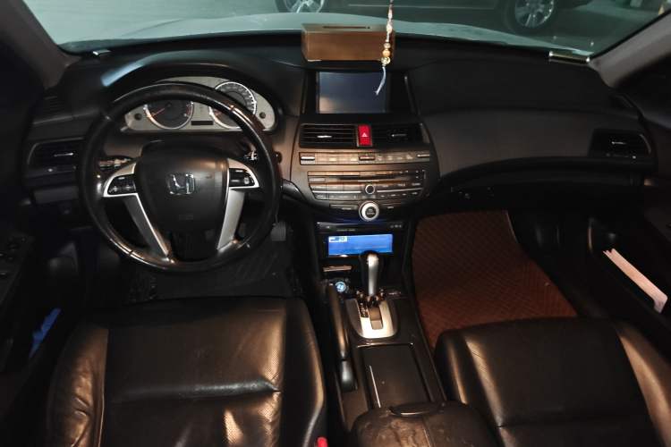 Used Honda Accord 2013 2.0L SE
