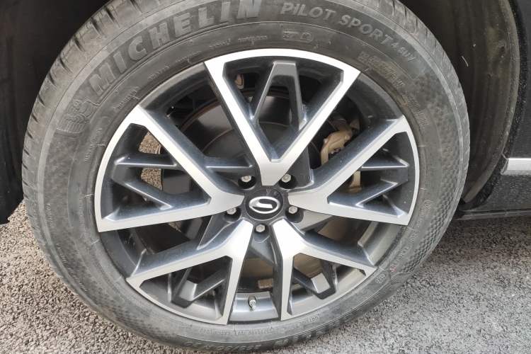 Used GAC Trumpchi ES9 2024 PHEV with 143 km Max