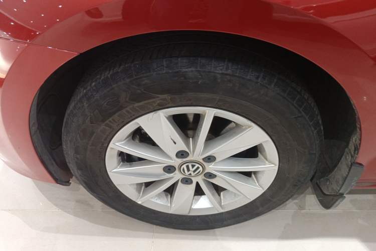 Used Volkswagen Golf 2016 1.6L Automatic Fashion Model