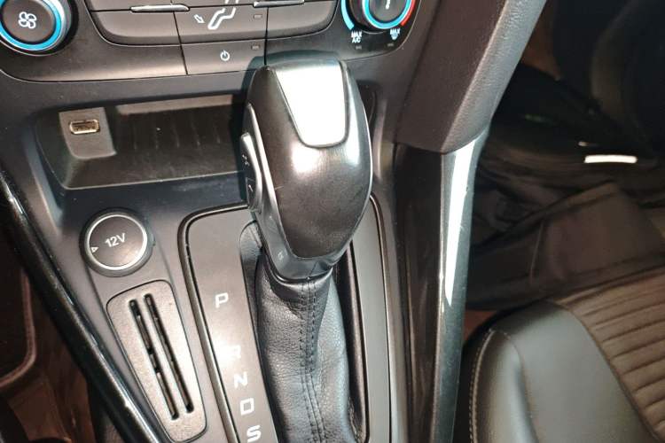 Used Ford Focus 2018 Hatchback Classic 1.6L Automatic Trendy SmartDrive Edition