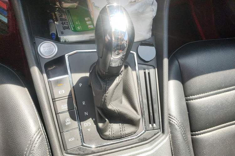 Used Volkswagen Lavida 2021 280TSI DSG Comfort Edition Gear Lever