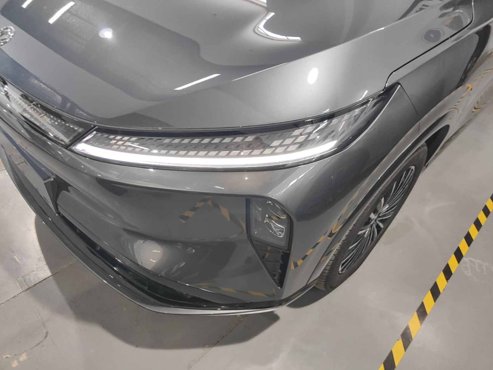 Dongfeng Aeolus L8 2025 Model 185KM Dream Edition — снимка 8