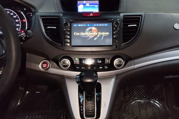 Used Honda CR-V 2012 2.4L four-wheel drive luxury version Audio And AC Panel