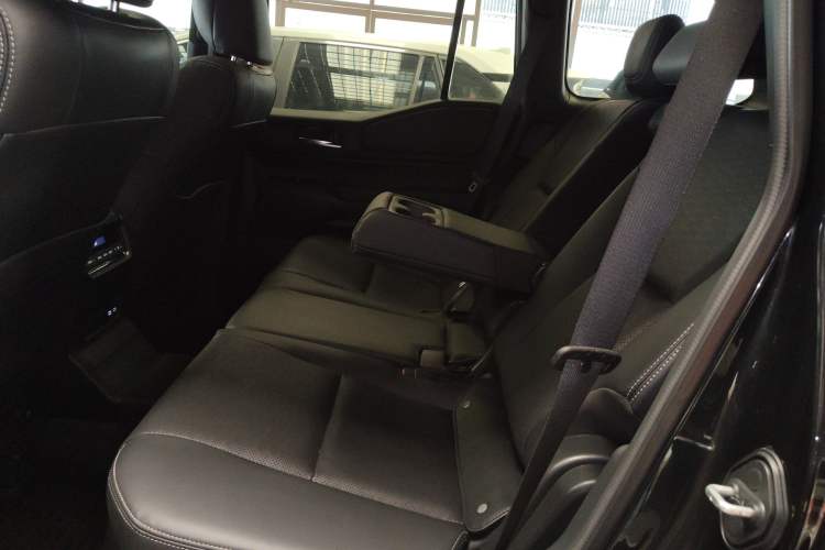 Used Toyota Prado 2025 2.4T All-Weather TX Version 5 Seats