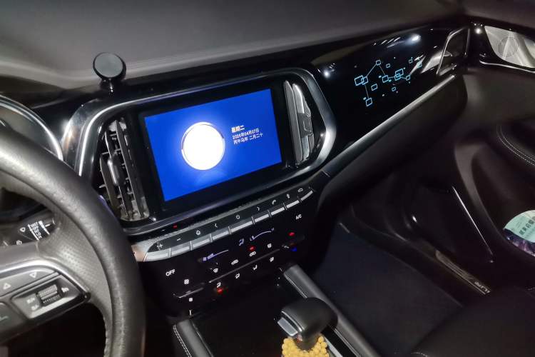 Used JETOUR X90 2019 1.6T DCT Luxury Touring Edition 5 Seats China VI Standard