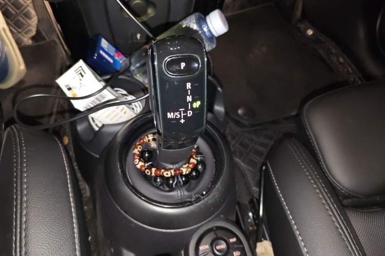 Used MINI MINI 2022 Updated 1.5T COOPER Classic Edition Five-Door Version
