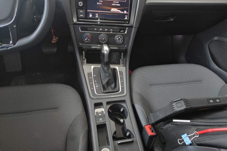 Used Volkswagen Golf 2019 1.6L Automatic Comfort Model China V Standard