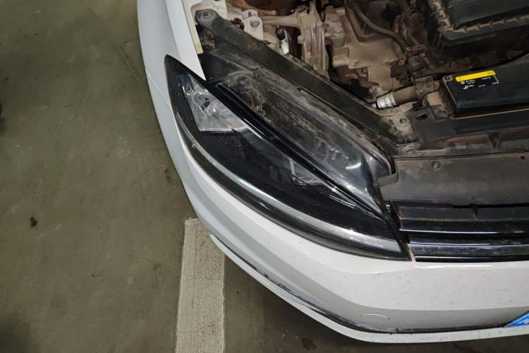 Used Volkswagen Golf 2019 1.6L Automatic Comfort Model China V Standard Right Front Headlight