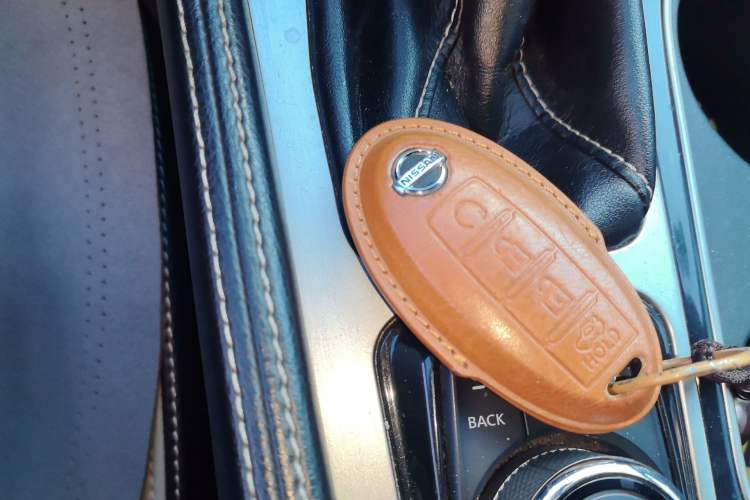 Used Nissan Maxima 2016 2.5L XV Ultimate Edition Vehicle Key