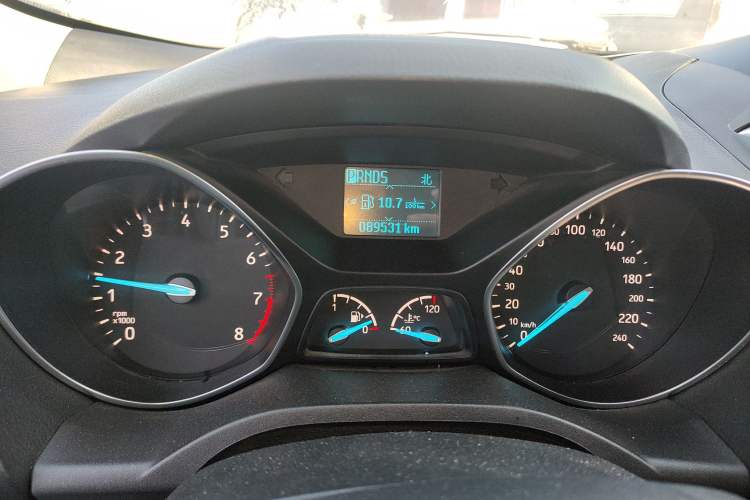 Used Ford Kuga 2017 EcoBoost 180 Two-Wheel-Drive Tiger Leap Model