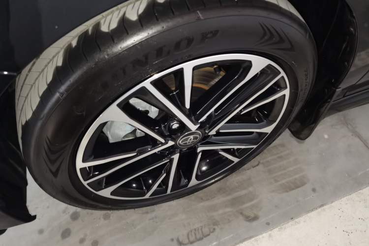 Used Toyota Camry 2026 Model Dual-Engine 2.0HSE Sport Lite Edition