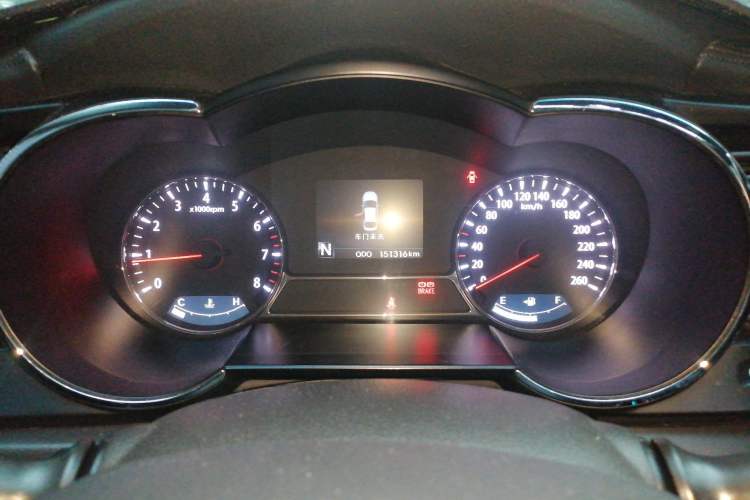 Used Kia K5 2011 2.0L Automatic DLX Instrument Cluster