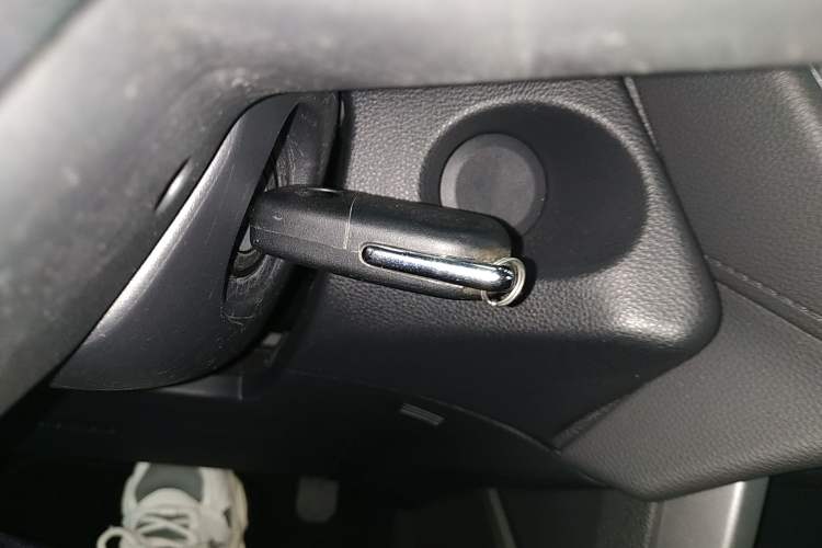 Used Toyota FRONTLANDER 2024 2.0L CVT Elite Plus Edition