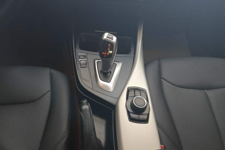 Used BMW 1 Series 2015 120i Leading Model
