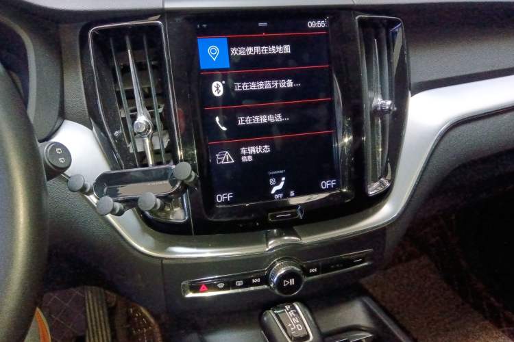 Used Volvo XC60 2019 T5 4x4 Smart Edition China V Standard Audio And AC Panel