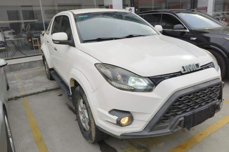 Used JMC Yuhu 7 2017 2.4T Classic Edition Diesel 4x4 Luxury Version JX4D24A5L
