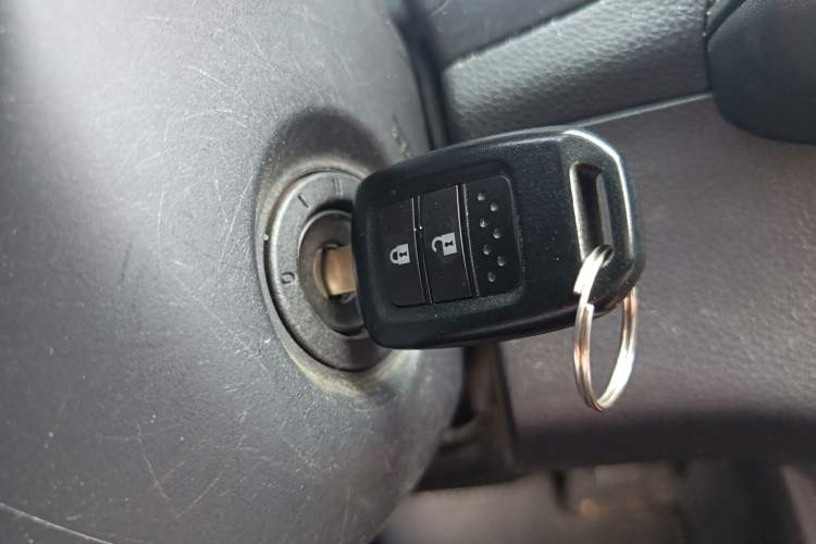 Used Honda XR-V 2015 1.8L EXi CVT Comfort Version
