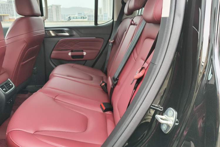 Used Tank 300 New Energy 2025 Hi4-T