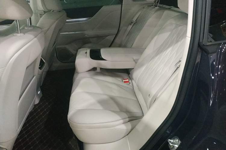 Used Buick L7 2025 Model Aivia
