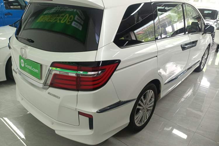 Used Honda Elysion 2016 2.4L Luxury Edition Rear Right 45 Deg