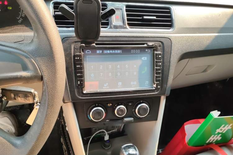 Used Skoda Rapid 2013 1.6L Automatic Smart Selection Model Audio And AC Panel