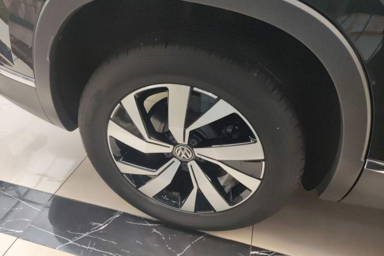 Used Volkswagen Tayron 2020 330TSI Two-Wheel Drive Luxury Smart Connectivity Version