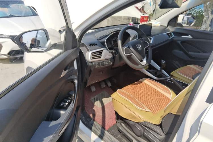 Used Baojun 530 2018 1.5T Manual Comfort Version China V