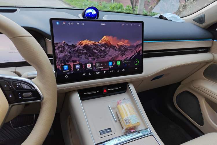 Used Hima AITO M5 2025 Extended-Range Ultra Rear-Wheel-Drive Version
