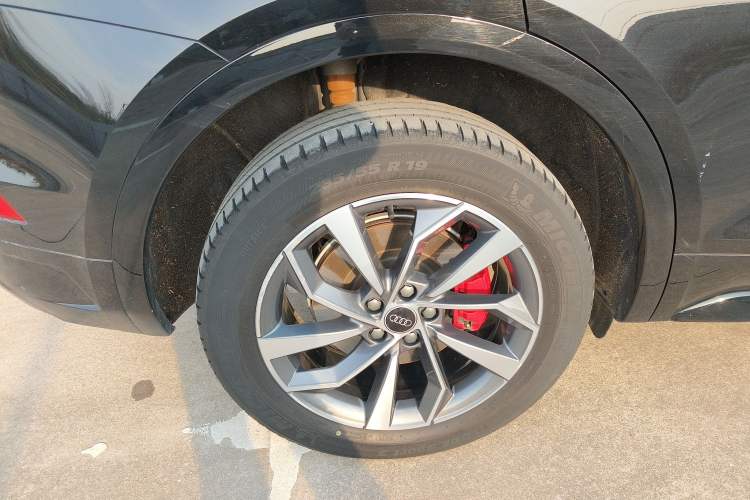 Used Audi Q5L 2024 40 TFSI Luxury Dynamic Edition
