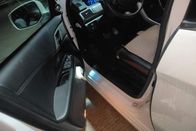 Used Honda Accord 2016 Hybrid 2.0L Prestige Edition Driver Seat