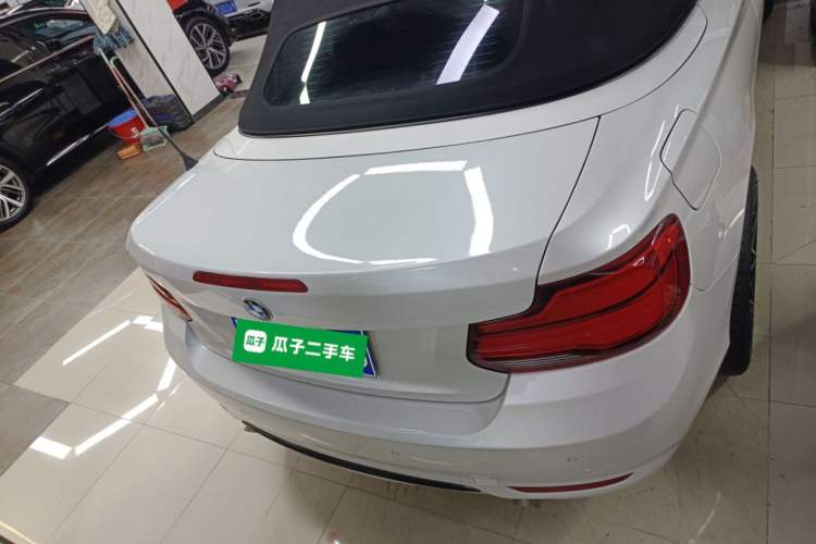 Used BMW 2 Series 2018 220i Convertible Coupe Sports Design Package