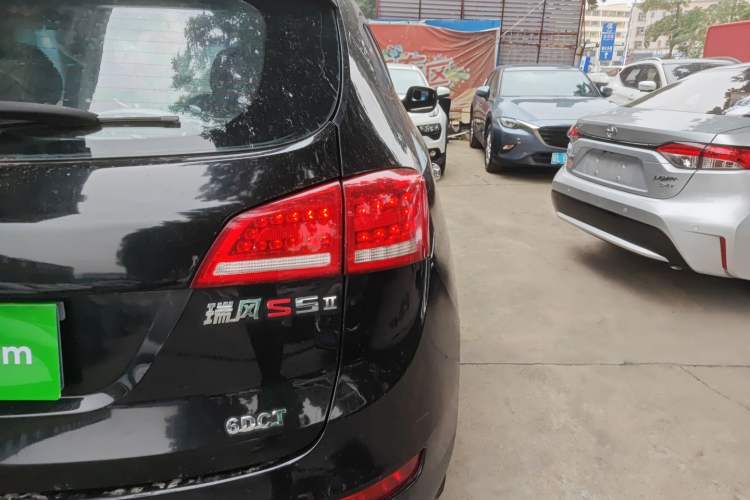 Used JAC Refine S5 2015 1.5T Automatic Luxury Model
