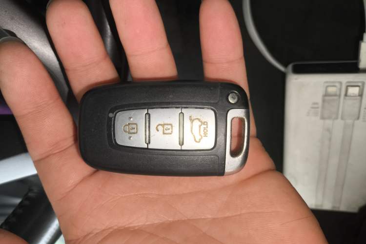 Used Hyundai Veloster 2012 1.6T Automatic Luxury Edition